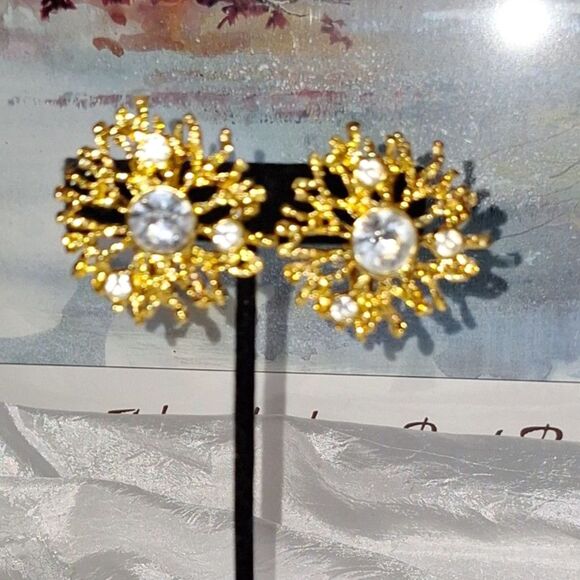Avon KJL Vintage Women's Clip on Earrings Crystal Brutalist Regal Riches Runway - Picture 1 of 10